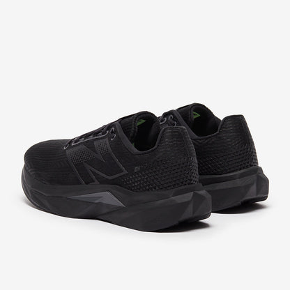 New Balance FuelCell Propel v5