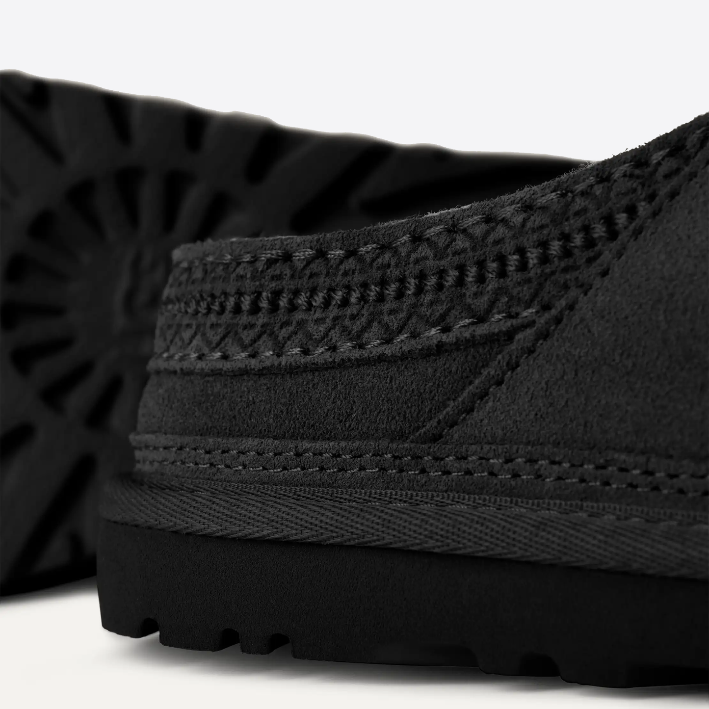 Neuman Sneakers - Premium Brand Shoes for Men and Women