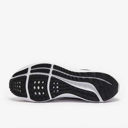 Nike Pegasus 40 - Black/White