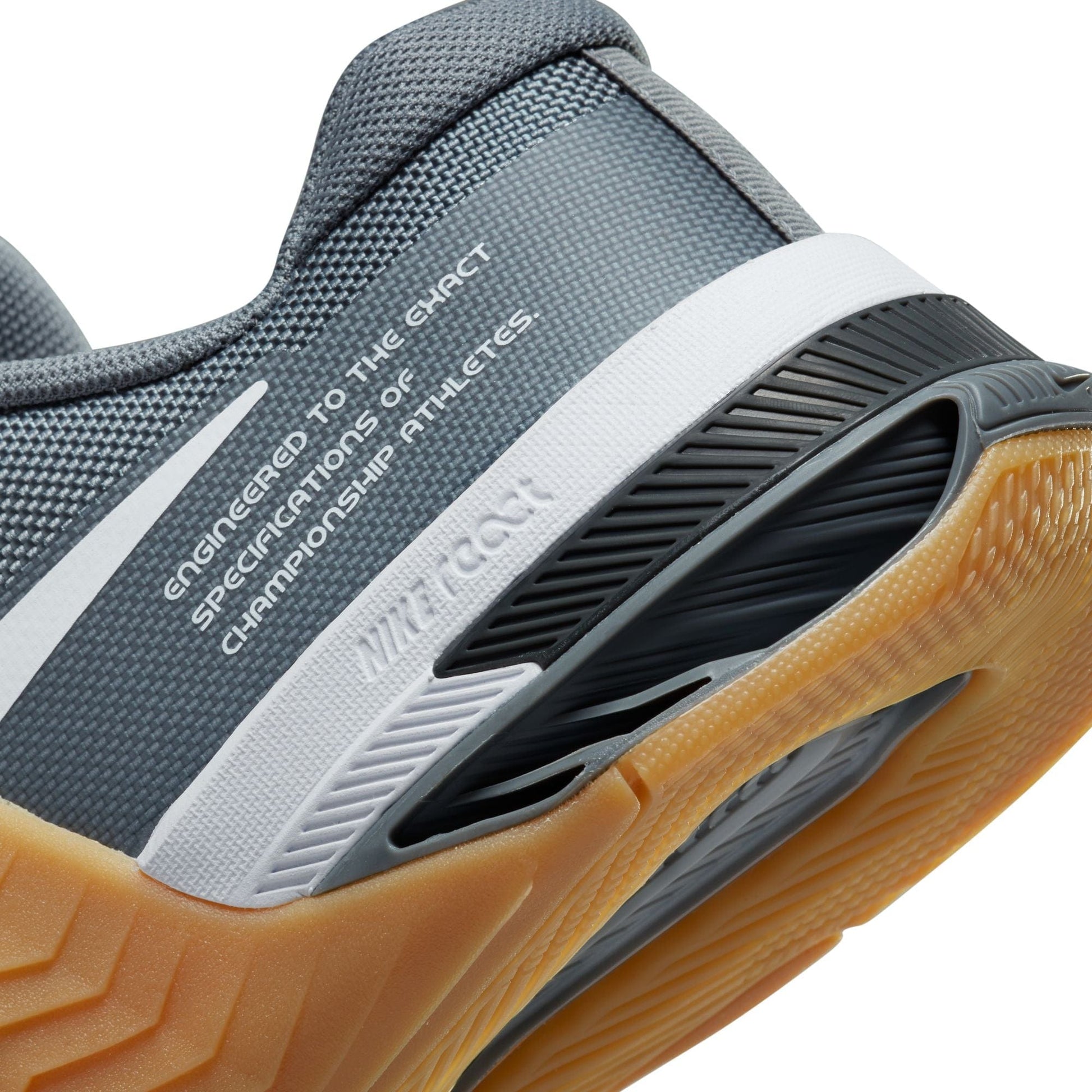 Metcon 8 Sneakers - Premium Brand Shoes for Men and Women