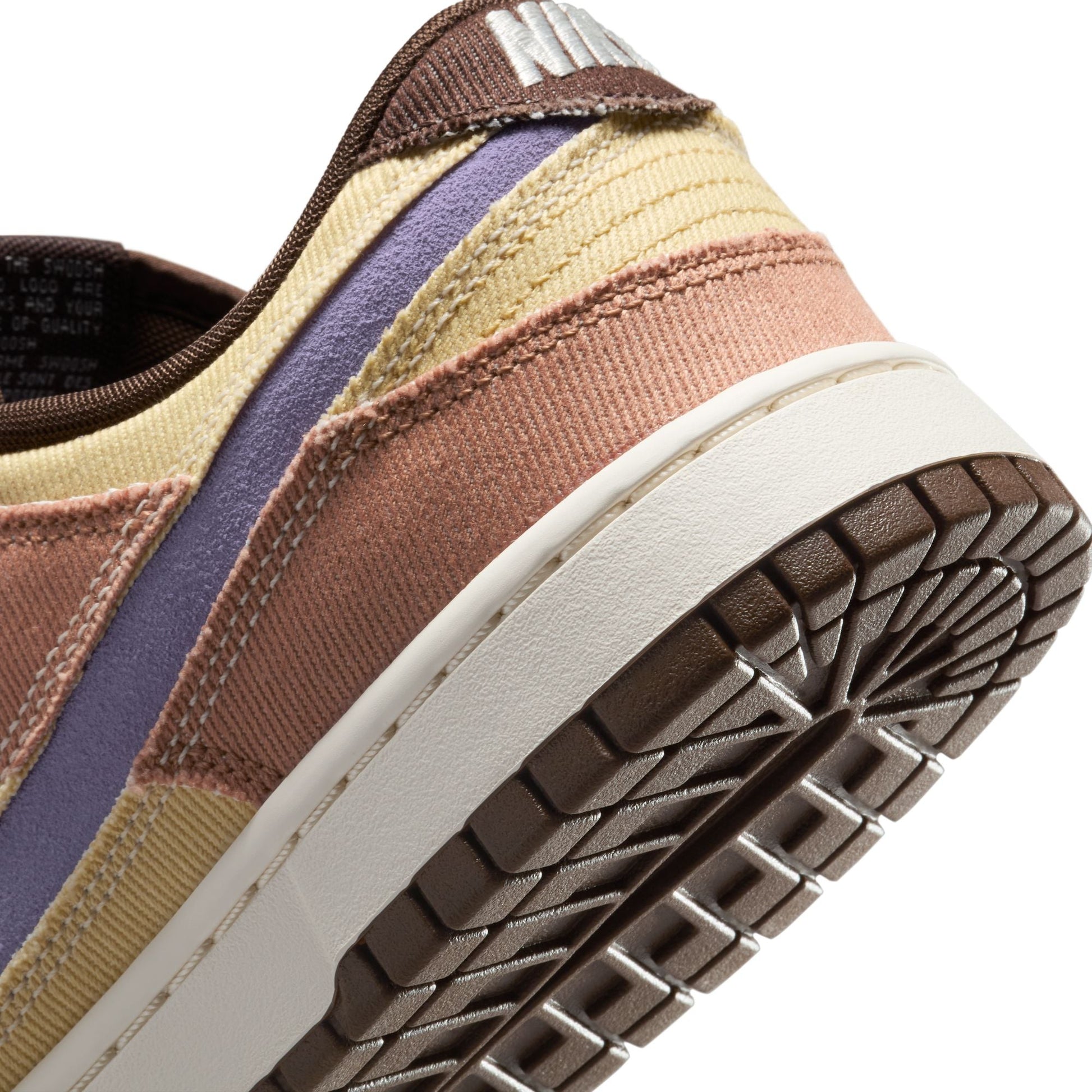 Dunk Low Retro SE Sneakers - Premium Brand Shoes for Men and Women