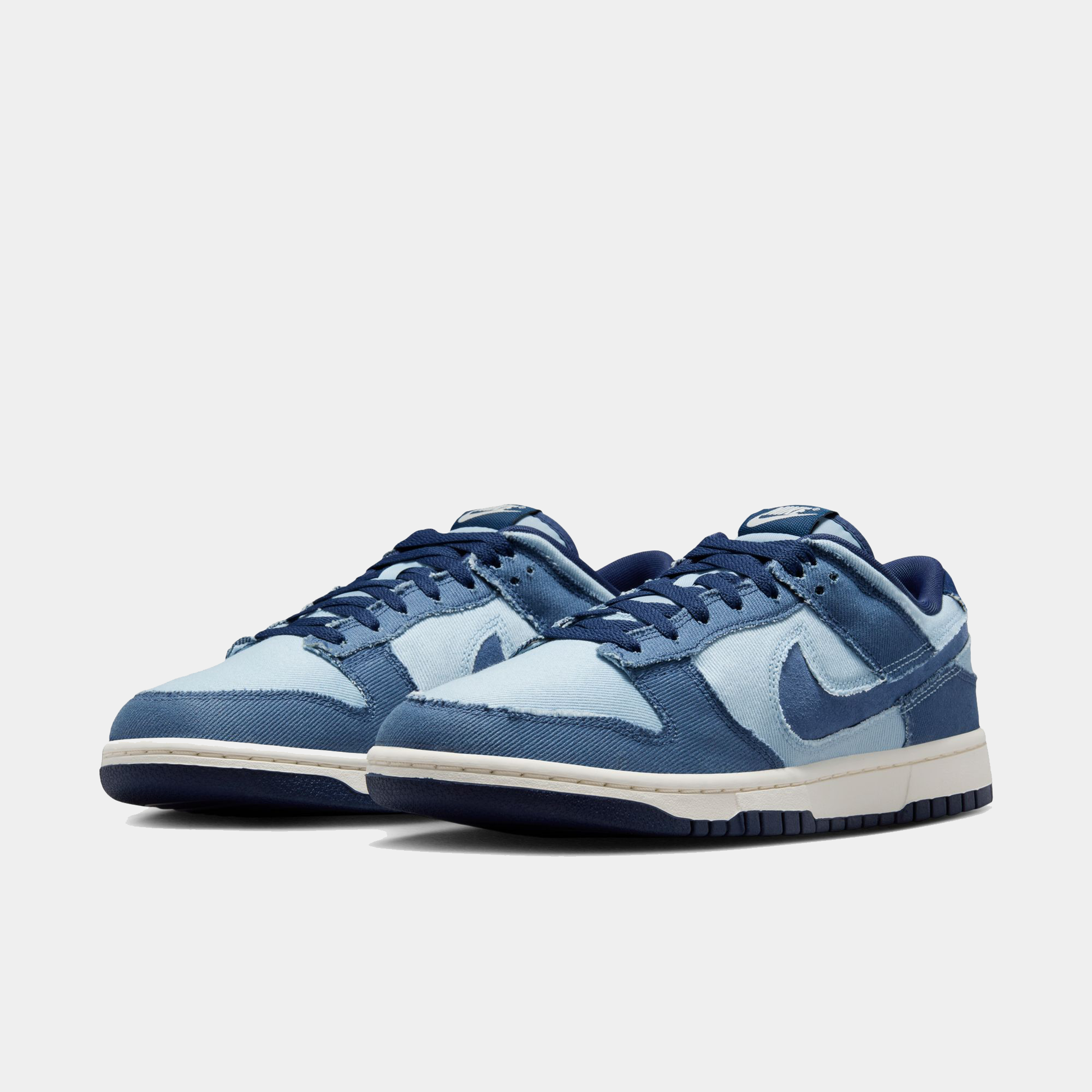 Dunk Low Retro SE Sneakers - Premium Brand Shoes for Men and Women