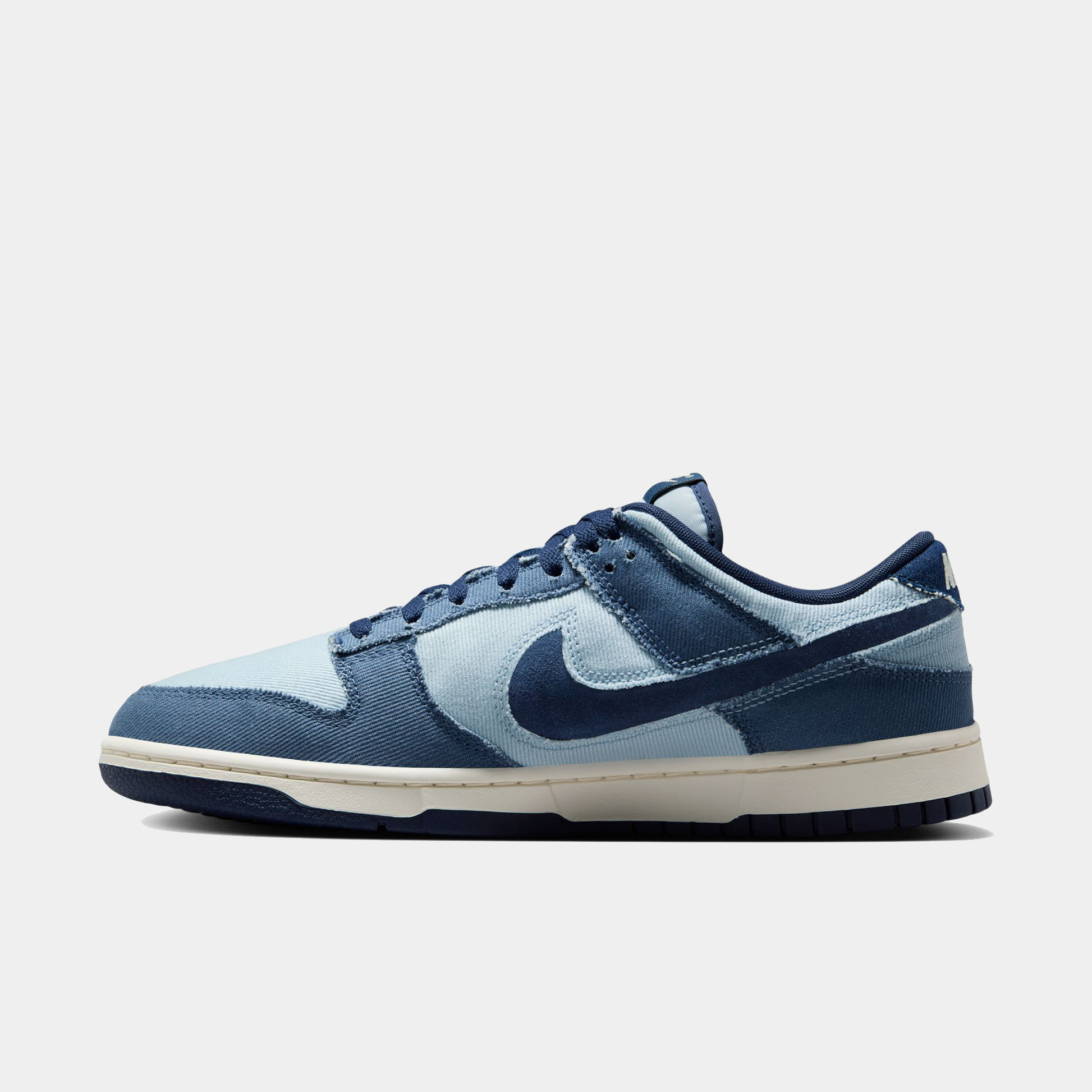 Dunk Low Retro SE Sneakers - Premium Brand Shoes for Men and Women