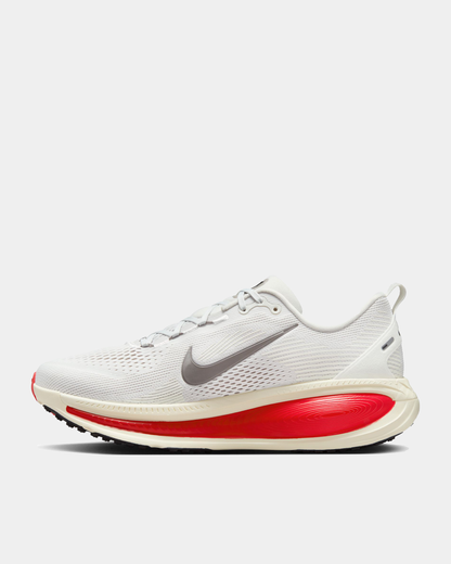 Air Zoom Vomero 18 Sneakers - Premium Brand Shoes for Men and Women