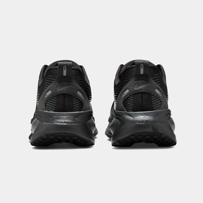 Air Zoom Vomero 18 Sneakers - Premium Brand Shoes for Men and Women