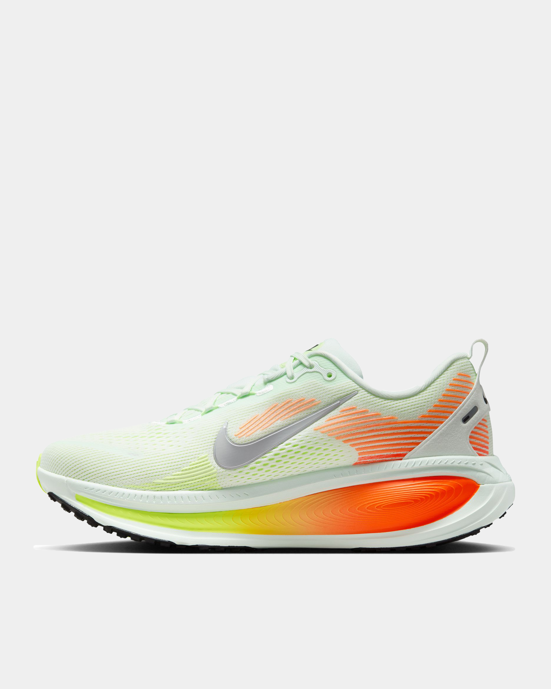 Air Zoom Vomero 18 Sneakers - Premium Brand Shoes for Men and Women