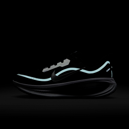 Vomero 18 Gore-tex Sneakers - Premium Brand Shoes for Men and Women