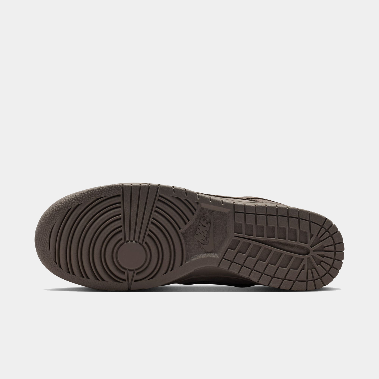 Dunk Low Retro SE Sneakers - Premium Brand Shoes for Men and Women