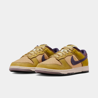 Dunk Low Retro SE Sneakers - Premium Brand Shoes for Men and Women
