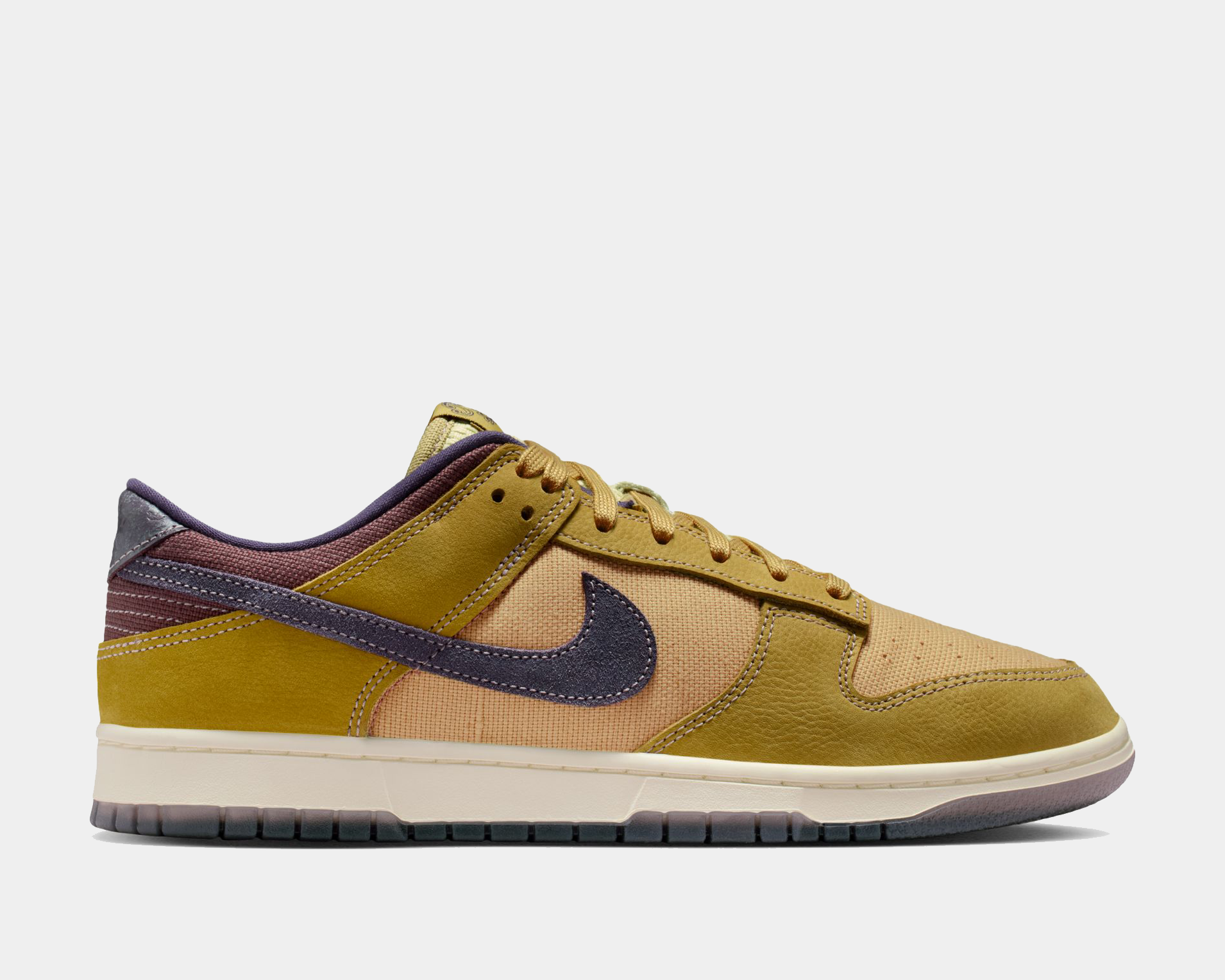 Dunk Low Retro SE Sneakers - Premium Brand Shoes for Men and Women