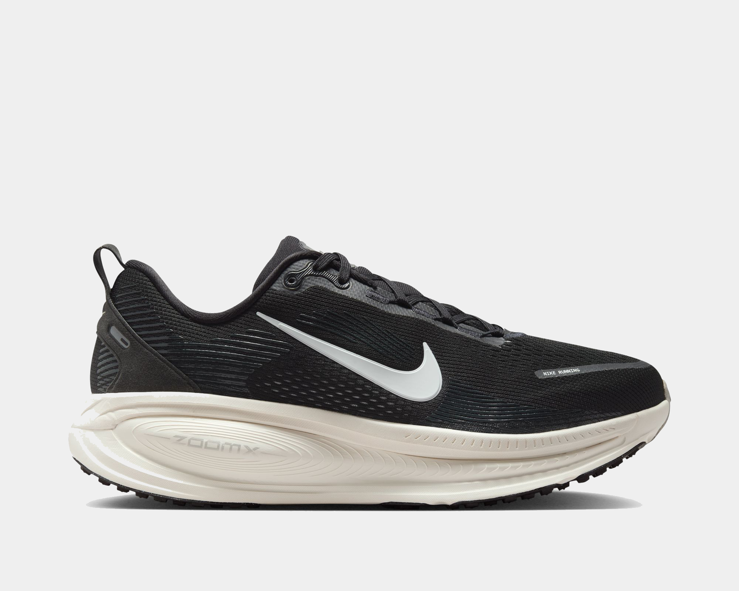 Air Zoom Vomero 18 Sneakers - Premium Brand Shoes for Men and Women