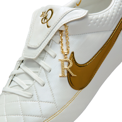 Nike Tiempo Legend "Touch of Gold" Indoor Shoes