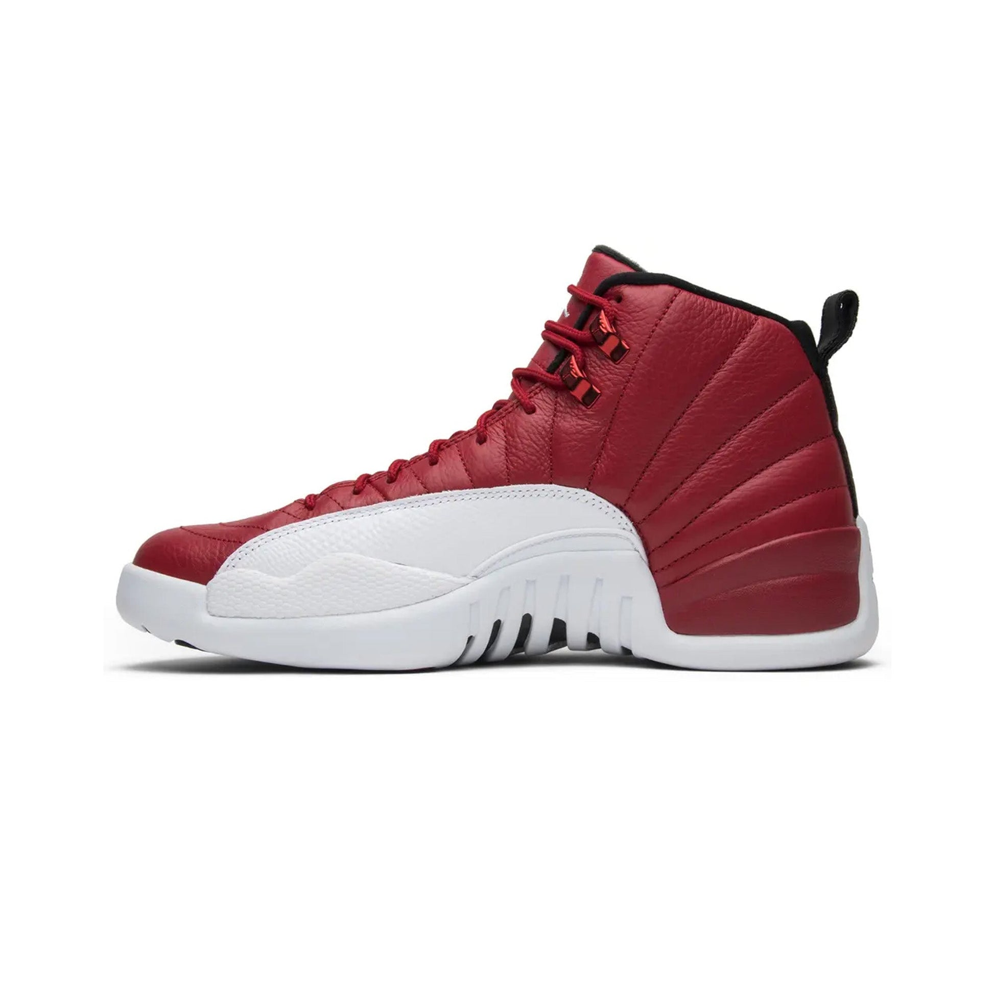 Air Jordan 12 Retro 'Gym Red' (2016)
