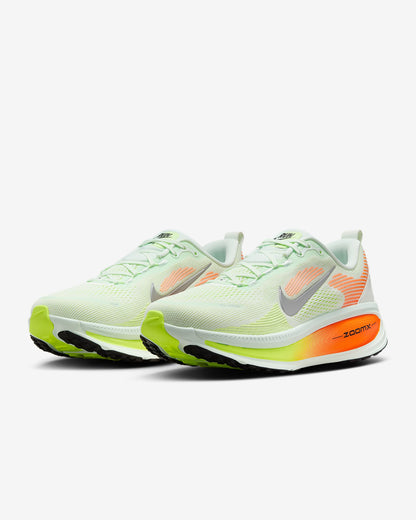 Air Zoom Vomero 18 Sneakers - Premium Brand Shoes for Men and Women
