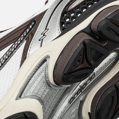 Saucony Triumph 4 QS "Chrome"