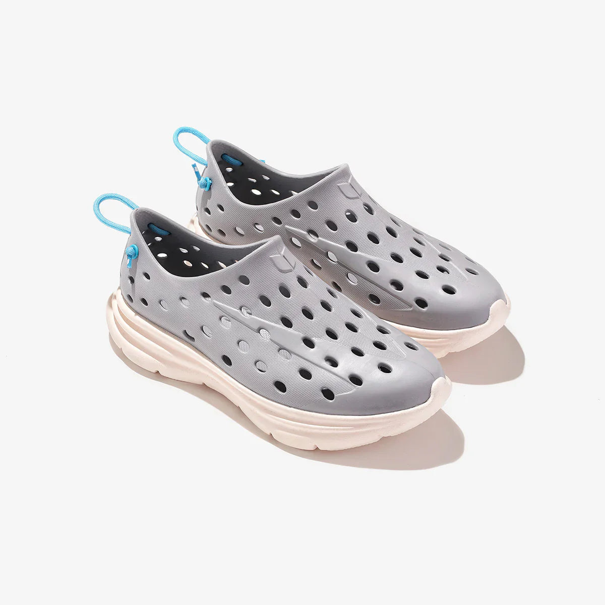 Revive Sneakers - Premium Brand Shoes for Men and Women