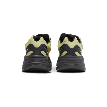 Yeezy Boost 700 MNVN 'Resin' (2022)