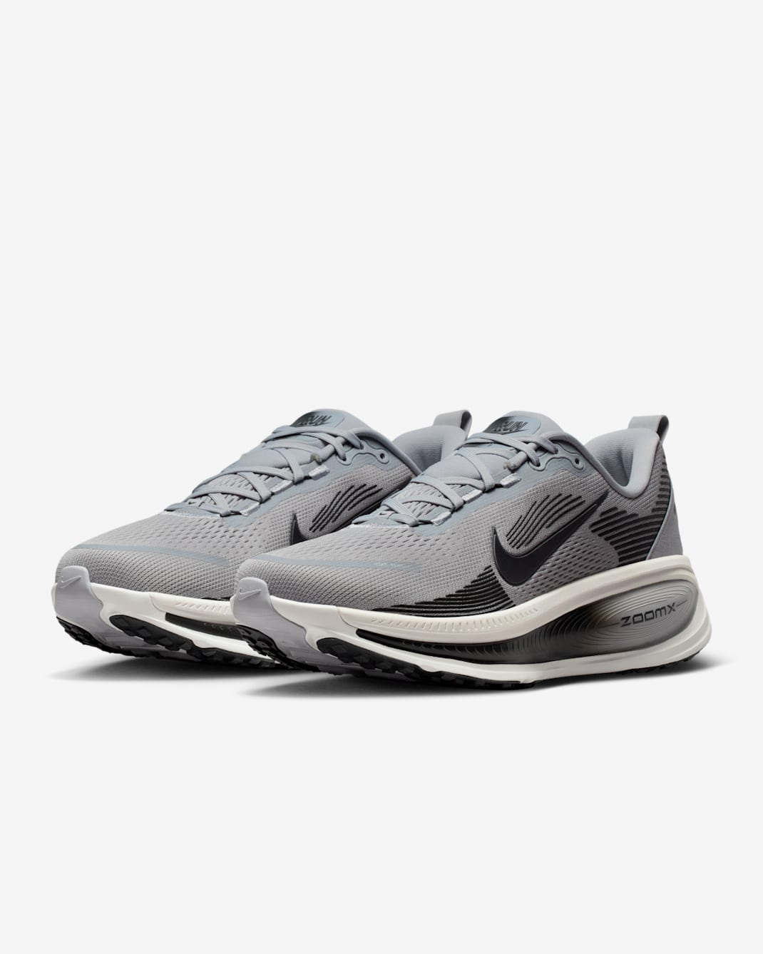 Air Zoom Vomero 18 Sneakers - Premium Brand Shoes for Men and Women