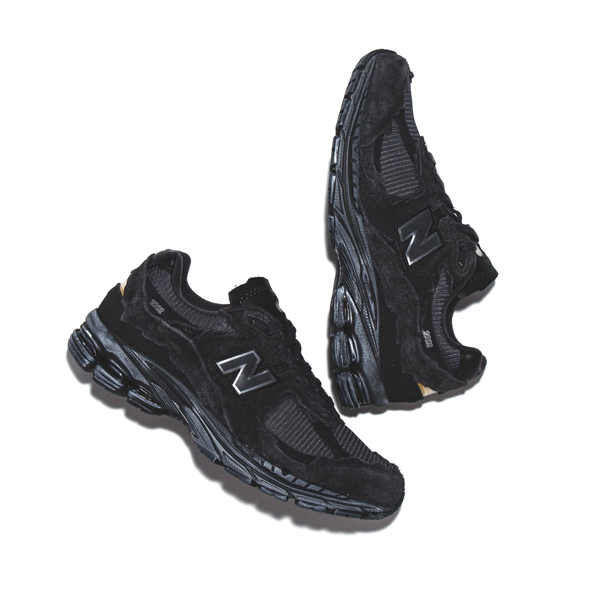 New Balance Men 2002R Phantom M2002RDB
